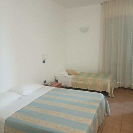 Hotel Beaurivage سينِغاليا المظهر الخارجي الصورة