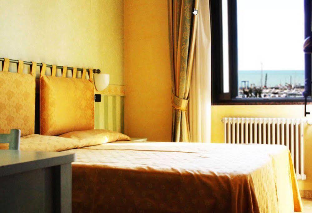 Hotel Beaurivage سينِغاليا المظهر الخارجي الصورة