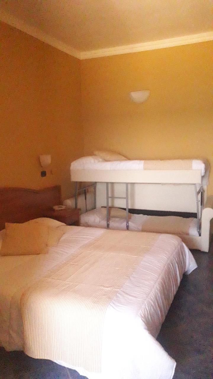 Hotel Beaurivage سينِغاليا المظهر الخارجي الصورة